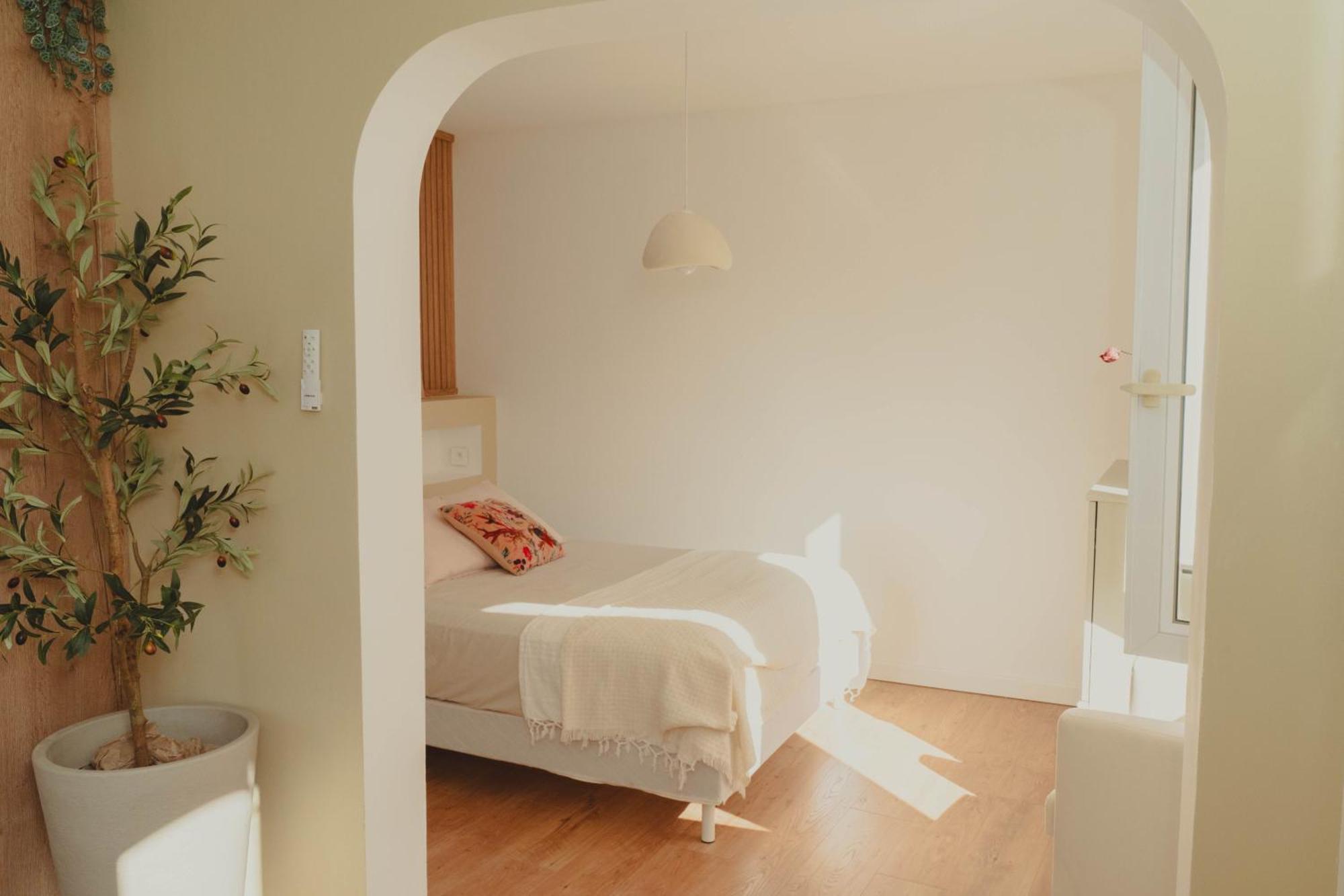 Au Coeur De Hyeres, Ideal Pour Les Couples ! Eksteriør billede