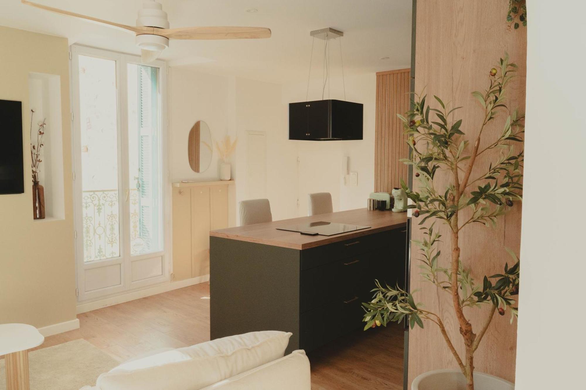 Au Coeur De Hyeres, Ideal Pour Les Couples ! Eksteriør billede
